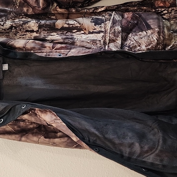 Cabela's Herters Women's Mossy Oak Camo Jacket - Picture 7 of 13